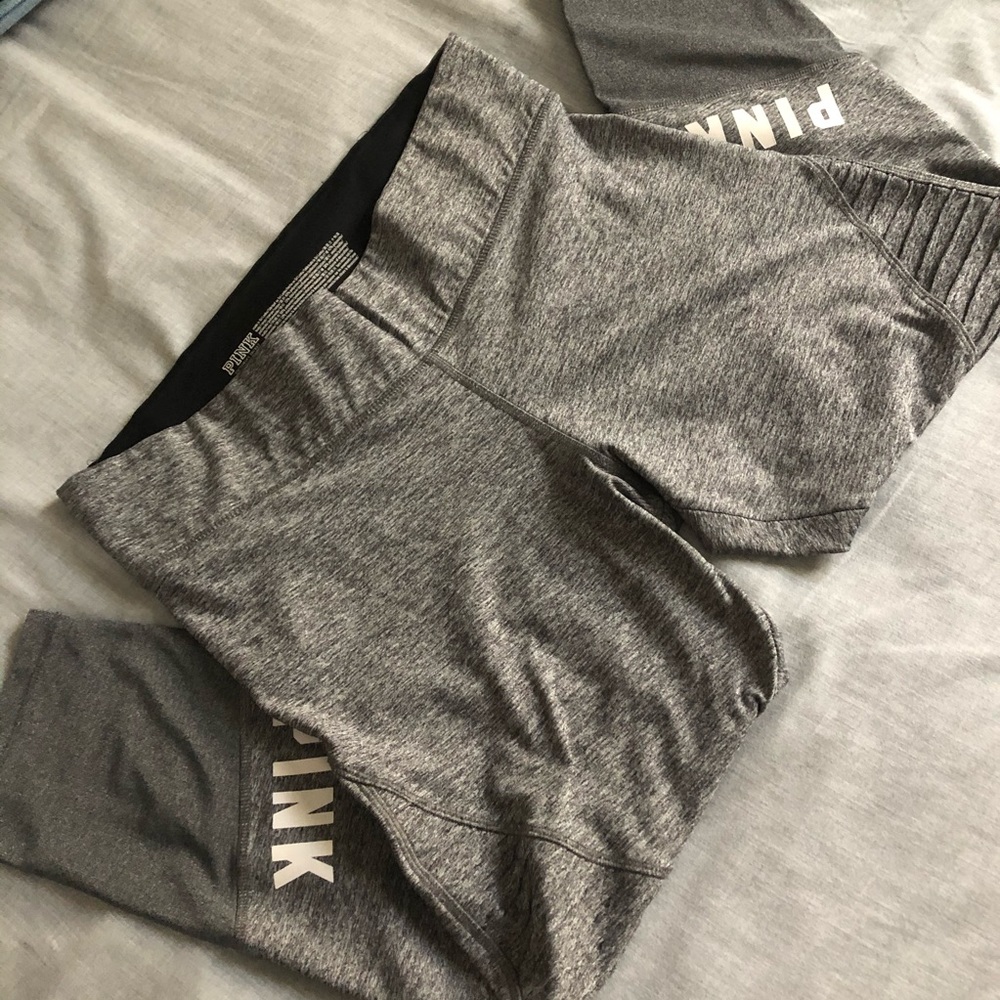 PINK VICTORIA’S SECRET ULTIMATE LEGGINGS SZ L
